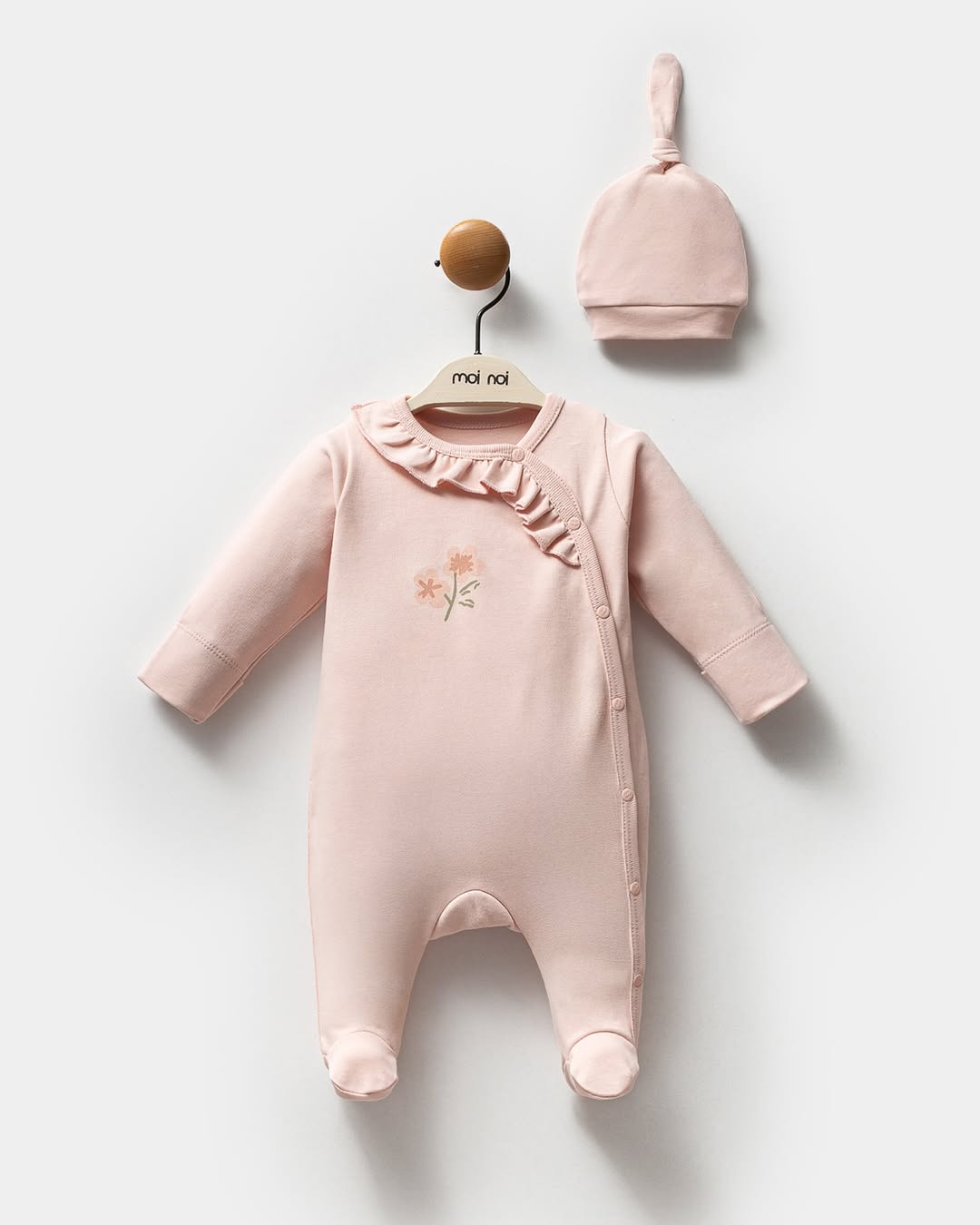 Flower-Themed Baby Romper & Matching Hat