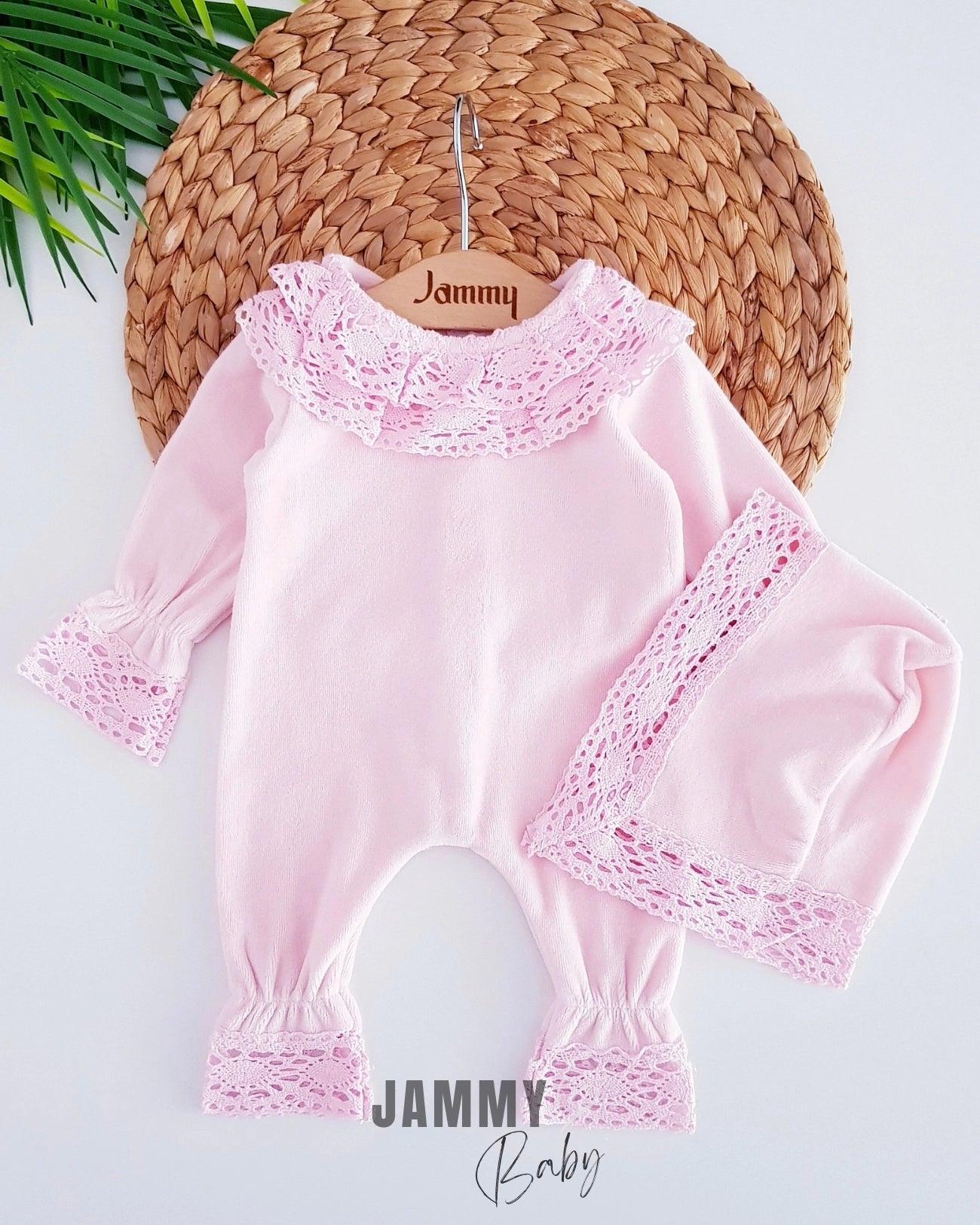 Berry Lace Detail Laura Hat Velvet Jumpsuit Set Pink – Jammy