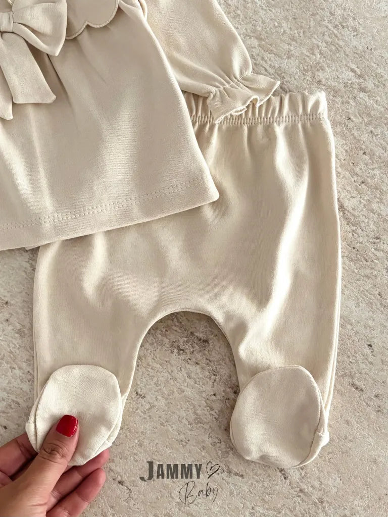 Mabel 5-Piece Newborn Set with Bow Detail - Cream