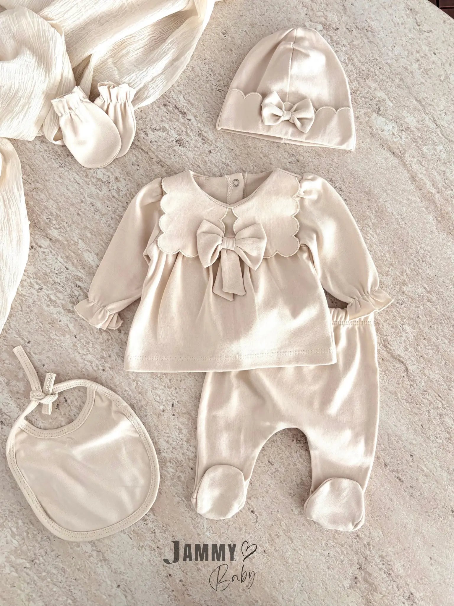 Mabel 5-Piece Newborn Set with Bow Detail - Cream