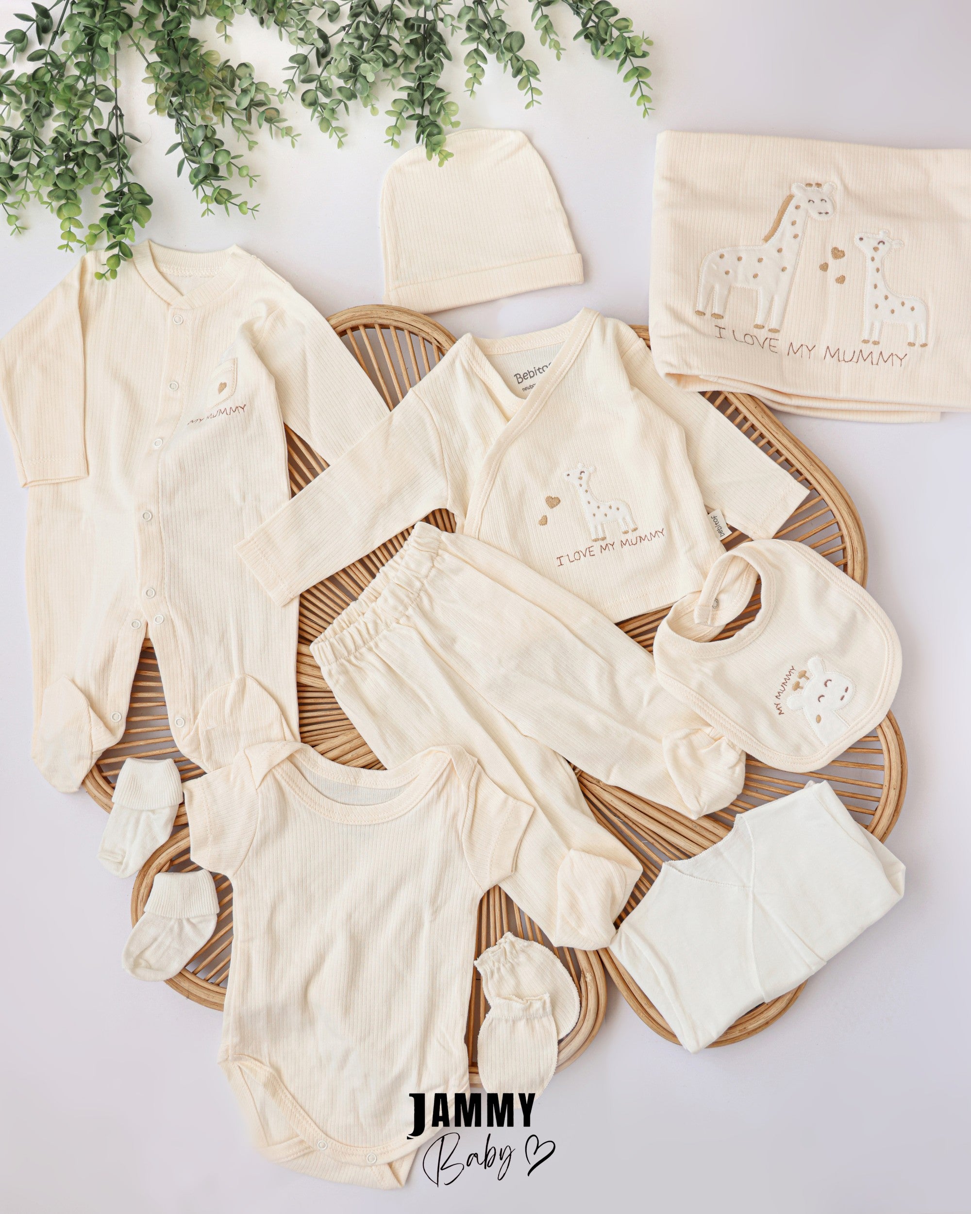 I Love My Mummy Newborn 10-Piece Set – Cream