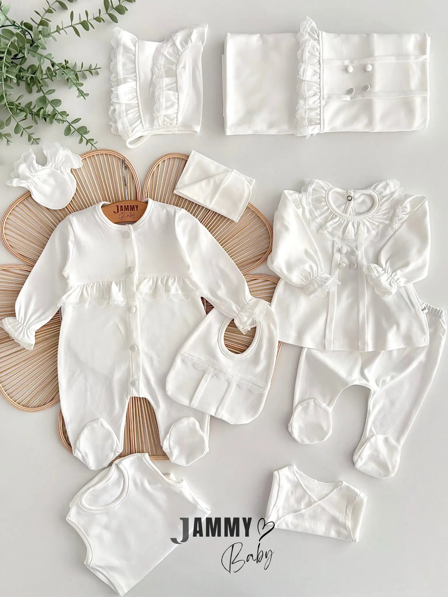 Elegant Lace 10-Piece Newborn Set – Ecru