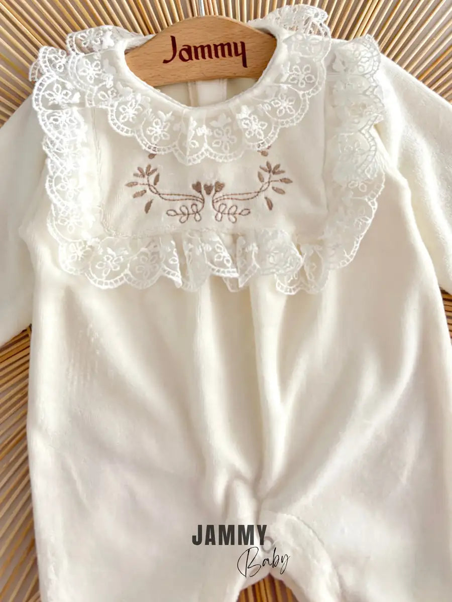 Afra Eyelet Yoke Floral Velvet Overall – CREAM