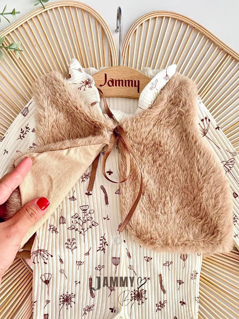 Camellia Fluffy Vest Overall Set – ECRU