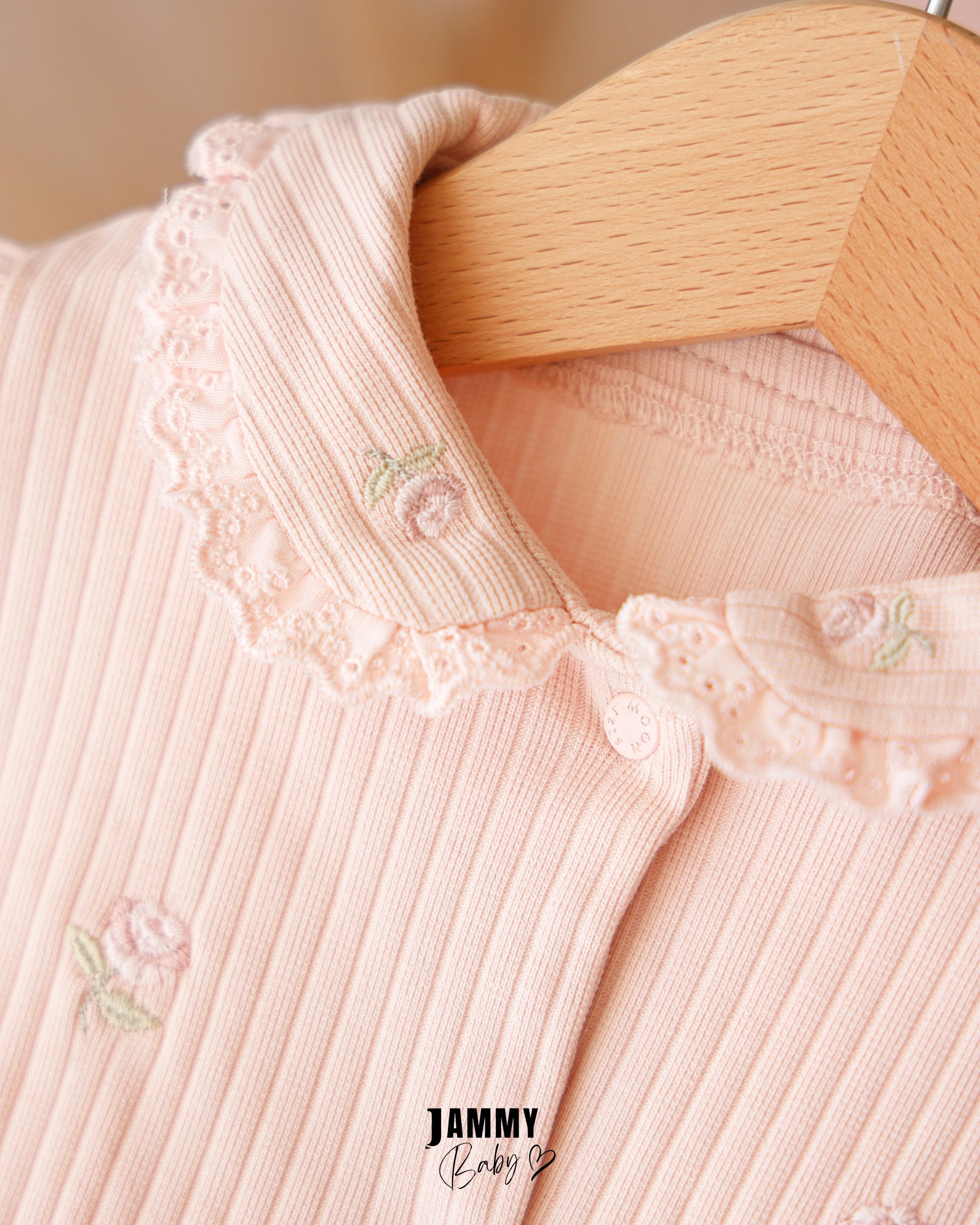 Ribbed Rose Embroidered Romper & Headband Set – Soft Pink
