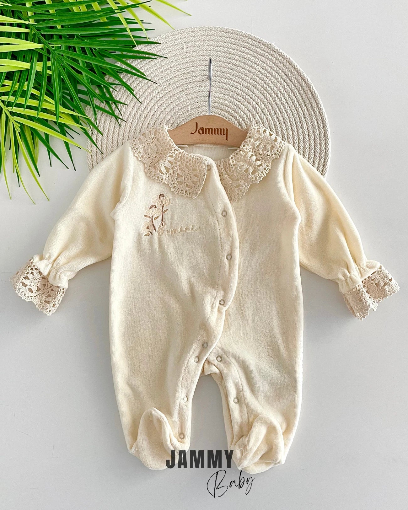 Alya Velvet Overall with Lace Collar – CREAM