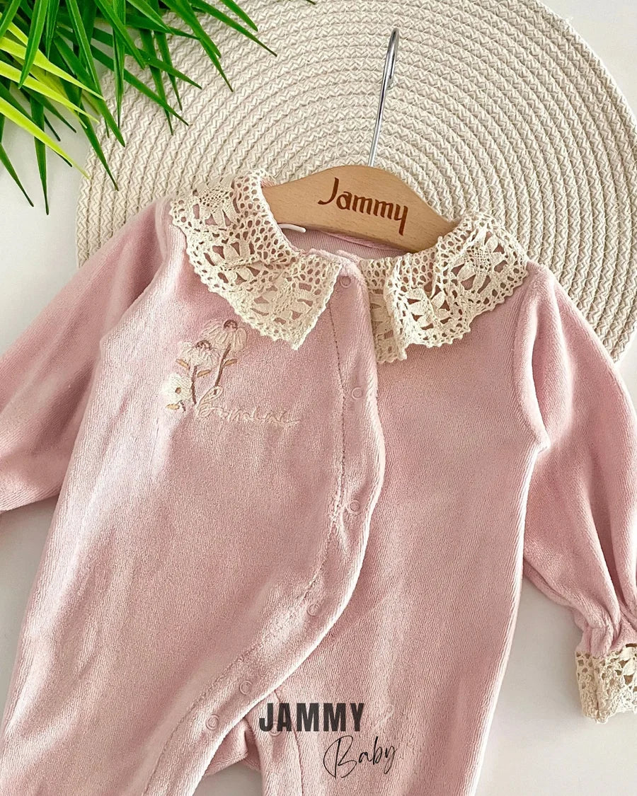 Alya Velvet Overall with Lace Collar – DUSTY ROSE