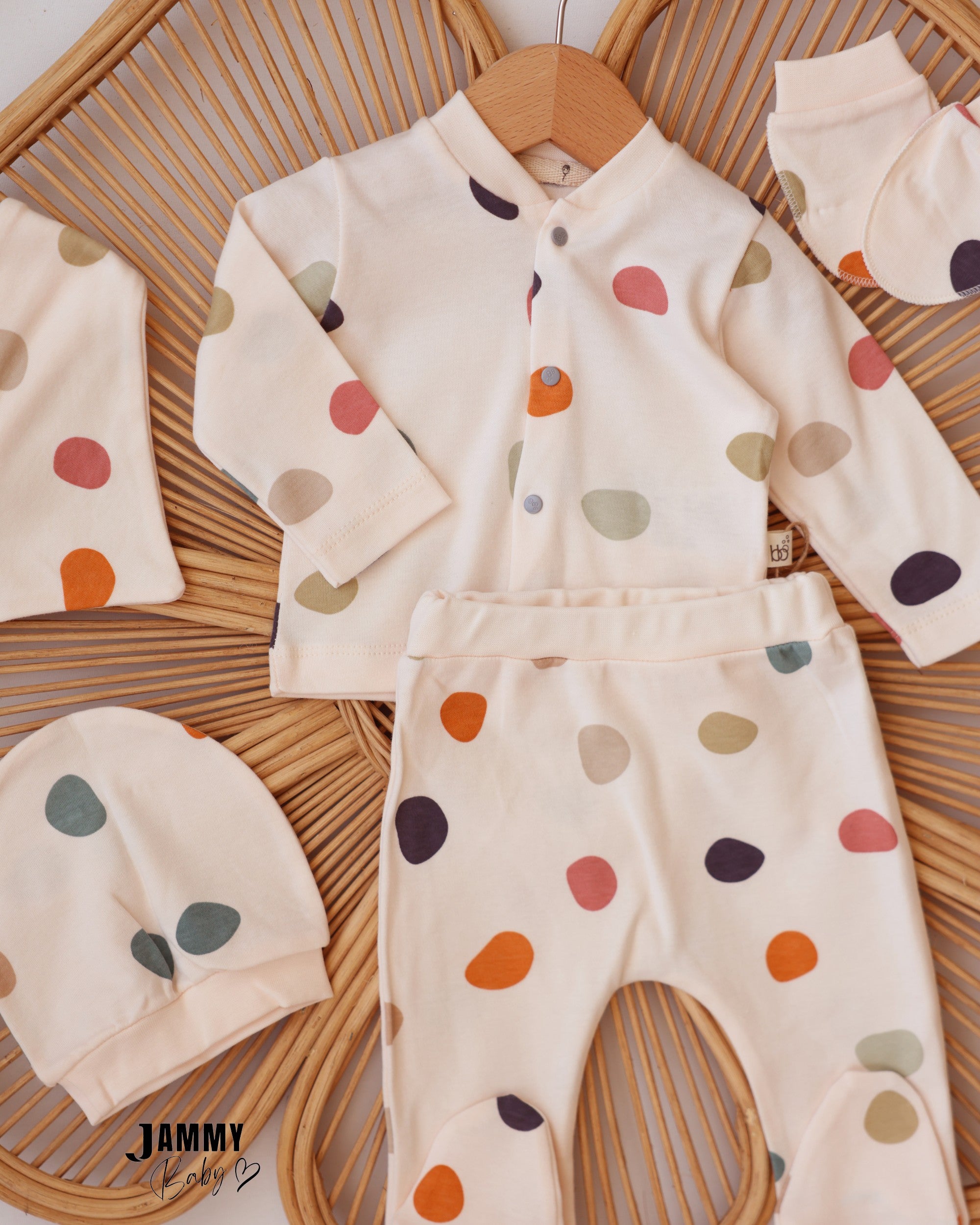 Colorful Pebbles 5-Piece Newborn Set - Cream