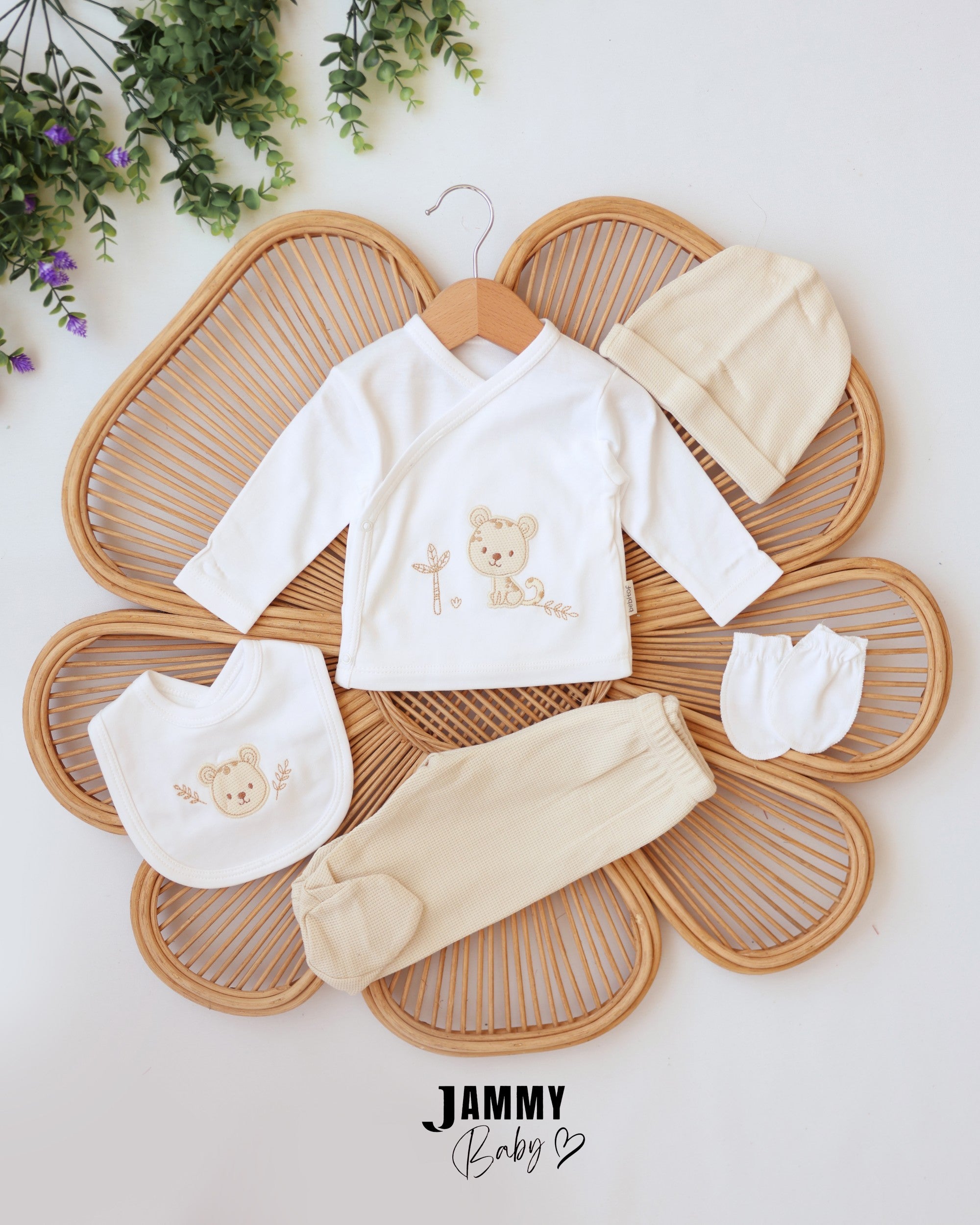 Newborn Bear Essentials Set - Ivory & Beige