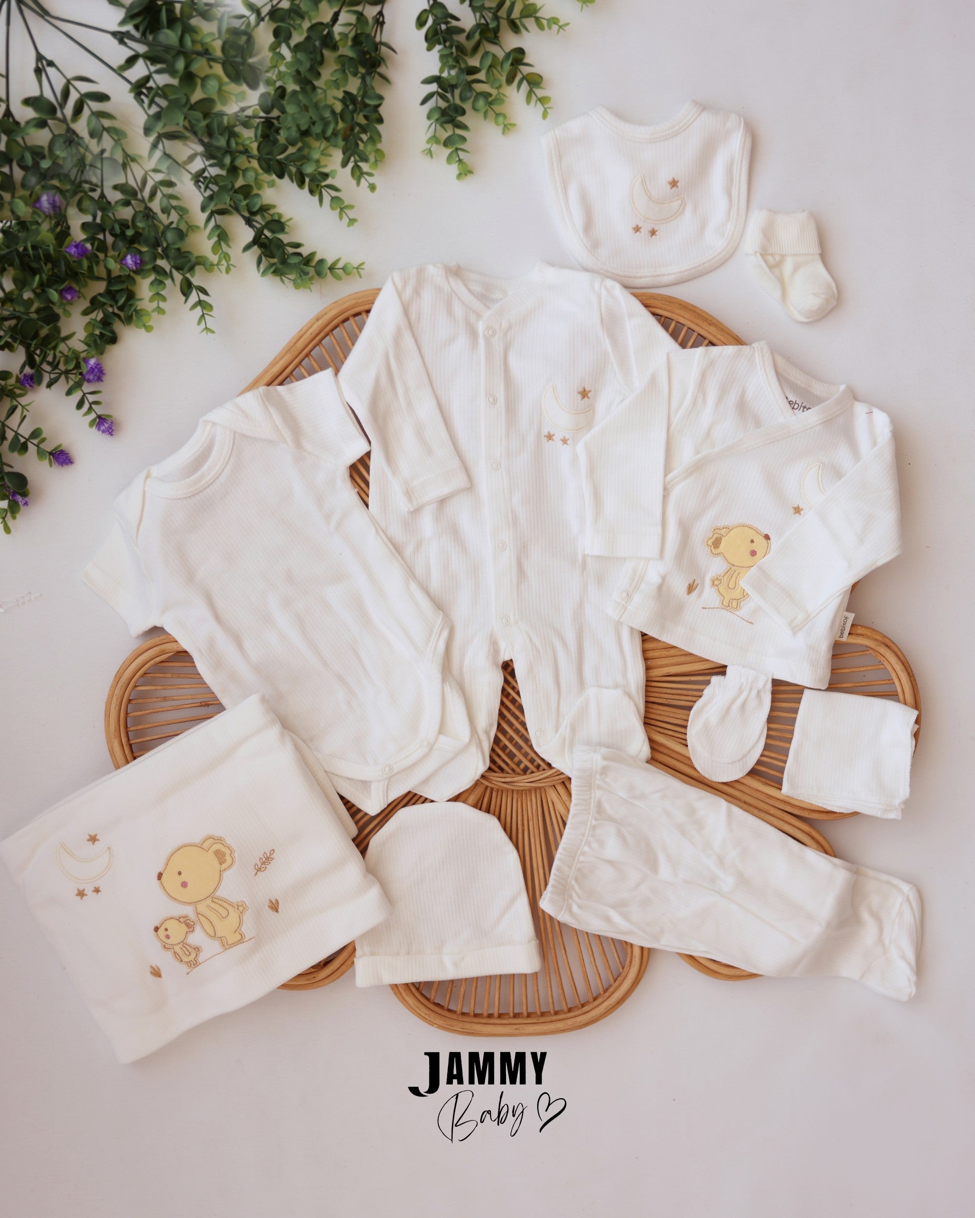 Moon & Stars Newborn 10 - Piece Hospital Set - Ivory
