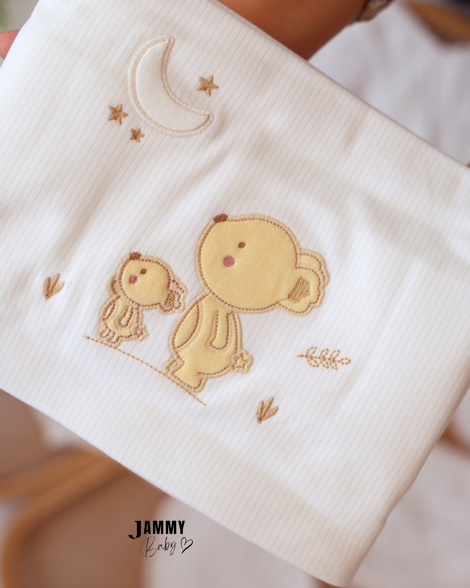 Moon & Stars Newborn 10 - Piece Hospital Set - Ivory