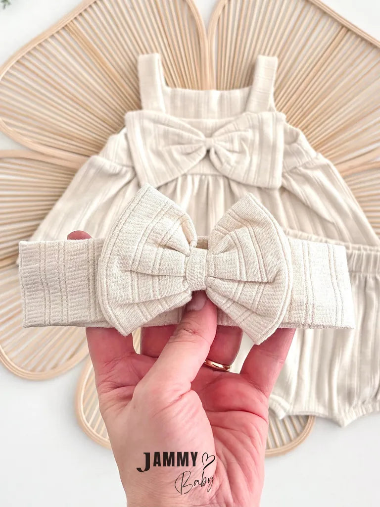 Jennifer Bow Detail 3-Piece Set – Cream