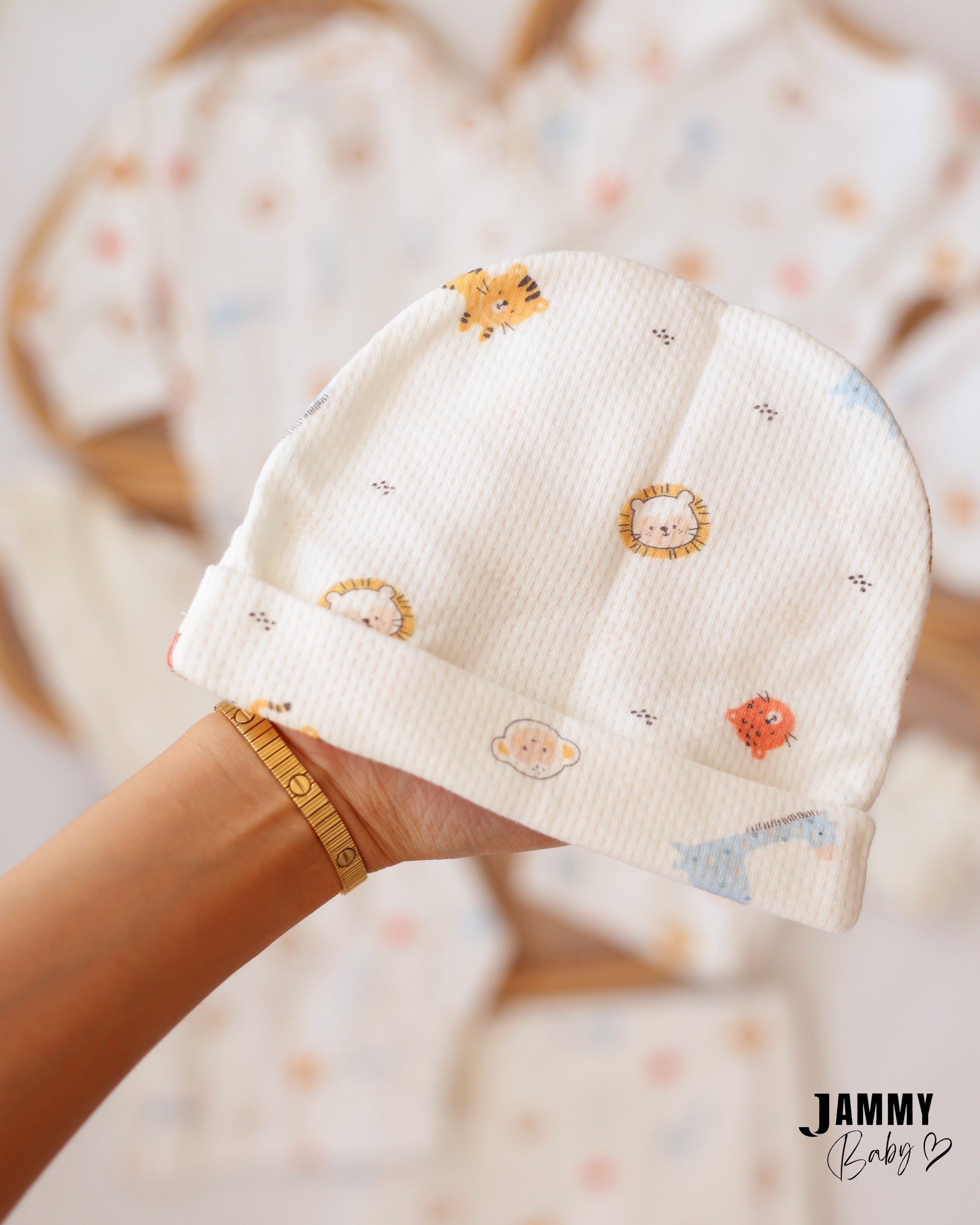 Safari Animal Newborn 10 - Piece Essentials Set - Ivory