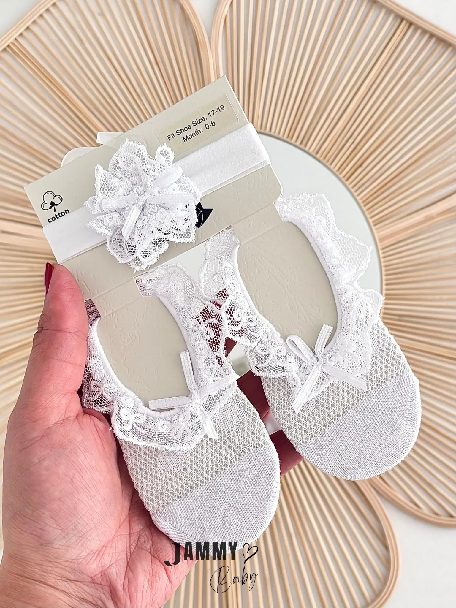 Manifest Lace Detail Ballet Sock & Bandana Set – WHITE