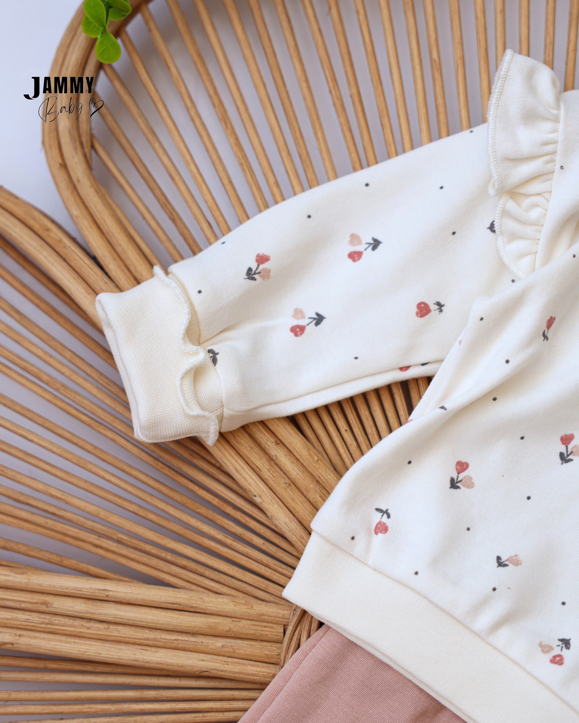 Pretty Things Sweatshirt & Pants Set - Ivory & Pink