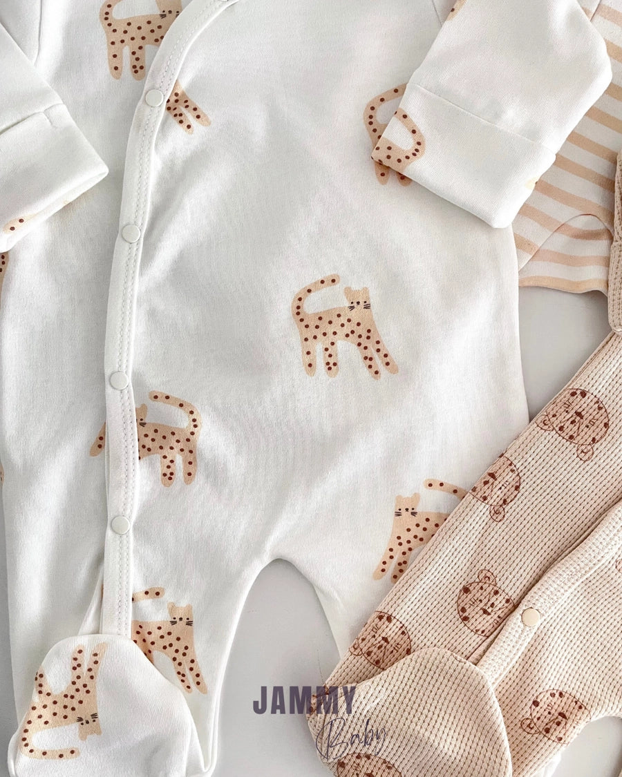 Baby Tiger Patterned 3-Piece Jumpsuit Set