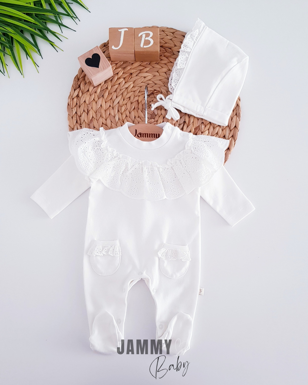 Perry laura hat jumpsuit Set-white